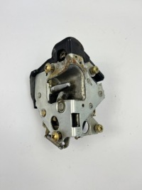 Купить Замок дверь левый задний  задних сторона водителя mercedes 123 w123 1237330108, фото thumb