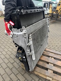 фото thumb №8, Радіаторів комплект води інтеркулер mercedes actros mp4 2018r a9615000900