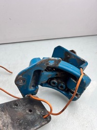 фото thumb №9, Renault mascott --- петли крышки багажника