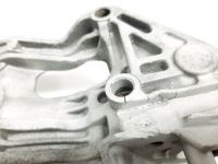 Vw passat b8 1.6 tdi dcx 04l903143d кронштейн генератора Недорого, фото thumb