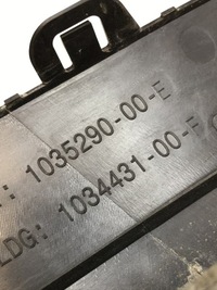 фото thumb №12, Tesla x молдинг na крыло левый задняя 1035290-00-e