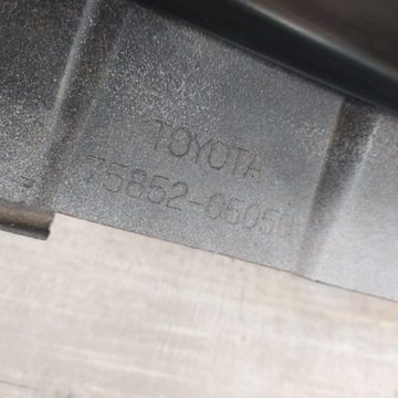 фото thumb №13, Toyota avensis t27 рестайлінг планка порогова накладка ліва 75852-05050