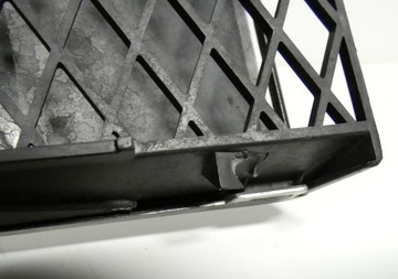 фото thumb №6, Audi r8 spyder 427825313 решітка впуск повітря кришки зад