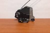 фото thumb №8, Замок левых передних дверь toyota auris _e15_ 4548 2008