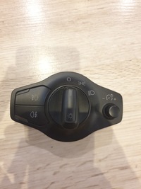 фото thumb №1, Перемикач світла