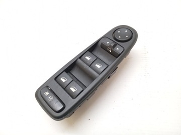 фото thumb №1, Вкладиш скло дзеркал лівий перед citroen c4 picasso