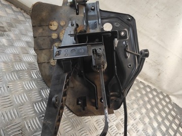 фото thumb №7, Vw transporter t4 2.4 d підсилювач помпа гальмівна основа педалі 701612101k