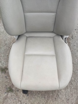 фото thumb №3, Mercedes c клас w204 сидіння лівий переднє шкіра з підігрівом