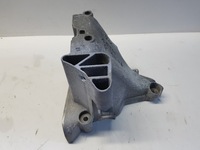 фото thumb №1, Vw t-roc a11 1.0tsi кронштейн двигателя правая 04g199207bh