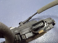 фото thumb №4, Renault clio v 19- замок дверь зад правые 4 pin 825007311r