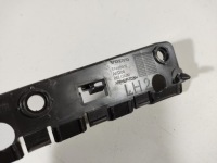 фото thumb №11, Volvo v60 18r- направляющая кронштейн левый перед