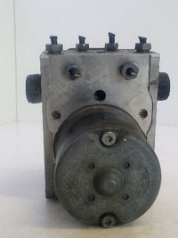 фото thumb №7, Насос abs alfa romeo 1,6 b 2002r. 147 46811818