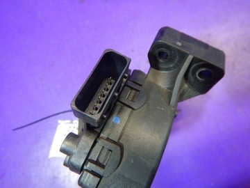 фото thumb №3, Opel vectra c 02-05 2.2 потенциометр педаль газа 9186725 6 pin