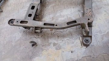 фото thumb №9, Подрамник kia carnival 2.9td 02r