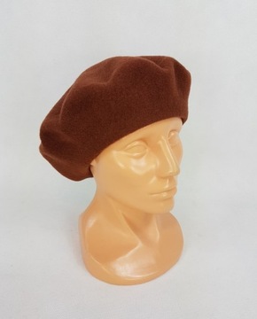 303 BERET FEZKO JASNY BRĄZOWY rozm. 10,5