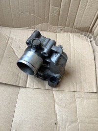 фото thumb №1, Дроссельная заслонка 8200330810e - opel vivaro a trafic ii primastar 2.0 dci