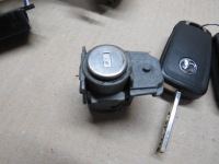 Opel insignia a рестайлинг  замок зажигания ключи вкладка с Разборки, фото thumb