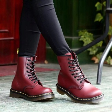 39 CZERWONE GLANY BOTKI WORKERY DR BOOTS 1460 RED