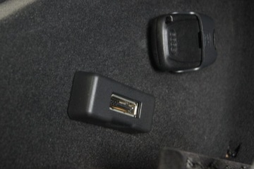 фото thumb №7, Audi a4 a5 8t бардачок 8k1857035b