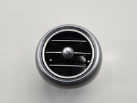 фото thumb №1, Mercedes w205 решётка воздуховод левая a2058304300