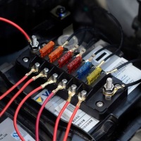 фото thumb №11, Разъём коробка корпус предохранителей 10-32v