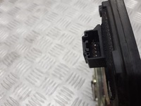 фото thumb №4, Замок двері правий задня mazda 2 dy