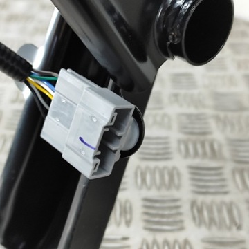 фото thumb №8, Tesla модель y 2023 сидіння задній