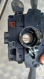 фото thumb №3, Переключатель комбинированный peugeot 308 t7 96652989xt