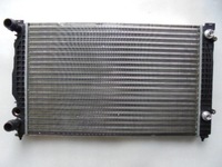 фото thumb №1, Радіаторів audi a4 b5 a6 c5 1.8t 1.9tdi passat b5 1.6 1.8t 2.0 b 8d0121251m
