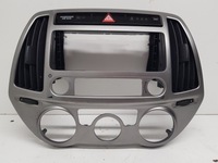 фото thumb №1, Hyundai i20 lift панель рамка радио 84704-1j630