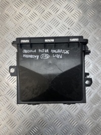 фото thumb №1, Mercedes w206 защита кронштейн корпус фильтра воздуха a2068302505