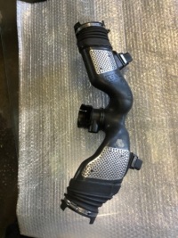 Mercedes 6420943497 труба витратомір повітря повітрозабірник метелик в Україні, фото thumb