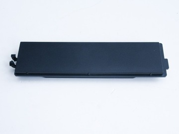 Dell Zaślepka + śruby do montażu DVD 5,25'' 0J9006