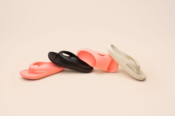 Женские шлепанцы Crocs Mellow 208437 Flip 38-39