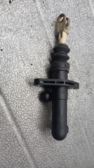 фото thumb №1, Насос сцепления volvo v40 01r kombi 1.9dci