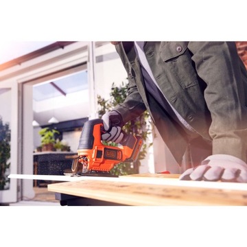 Лобзик 18 В 2,0 Ач, Black&Decker BDCJS18