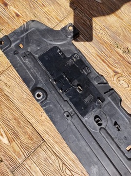 фото thumb №8, Volvo v60 18r- защита шасси правая