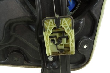 фото thumb №8, Dodge durango 2018- панель двері правий перед підйомник вікна 68231062ac