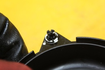 фото thumb №4, Корпус насоса масла passat b6 1.6 fsi 03c103669e