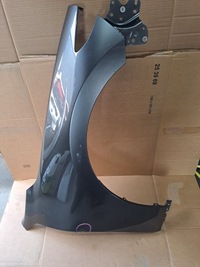 фото thumb №1, Mazda 3 крила правий