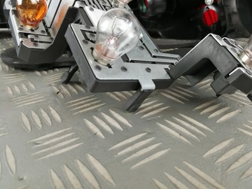 фото thumb №10, Лампа левый правый левая правая зад задняя peugeot 407 sedan 2004-2008 европа