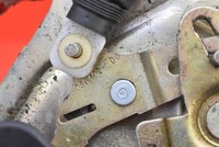 фото thumb №10, Механизм защёлка крышки 989482 ford explorer 3 iii 02-06