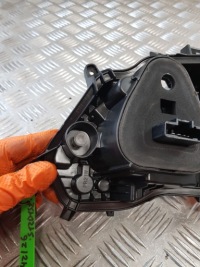 Вкладиш фари ліве задні peugeot 301 седан 18r- європа Зі Шроту, фото thumb