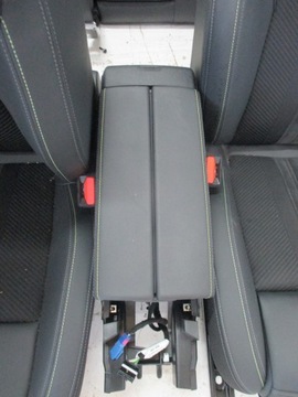 фото thumb №6, Оббивка шкіра сидіння peugeot 308 hb pół шкіра