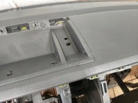 фото thumb №8, Vw t6 multivan 15-19 торпедо роздавальна консоль подушка  ремені комплект оригінал