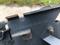 фото thumb №9, Mercedes actros mp3 коробка акумуляторів a9304290858