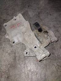 фото thumb №5, Кронштейн генератора 03g903143a vw caddy 1.9 sdi