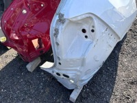 фото thumb №4, Rav4 v чверть крила задній правий задня скло