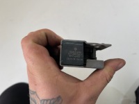 фото thumb №4, Vw up 1s0 замок капот засувка 1s0823509d