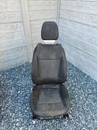 фото thumb №1, Сиденье левый перед peugeot 5008 #1836